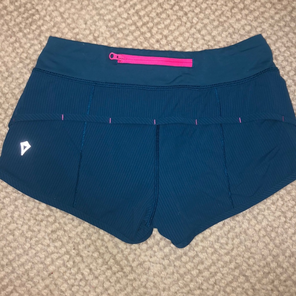 Ivivva speedy shorts size 10